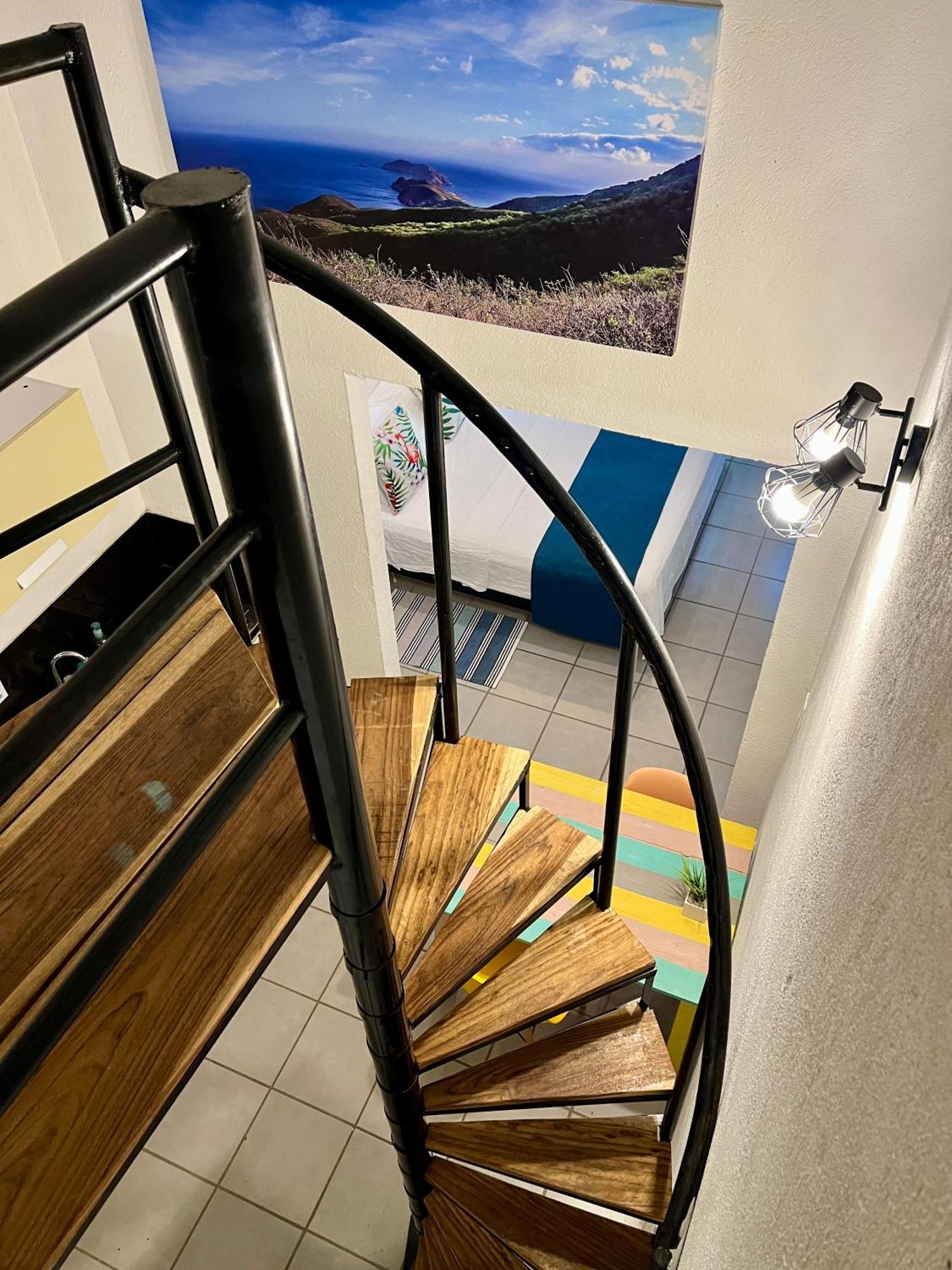 Ocean Lovers Hostel & Apartments タガンガ エクステリア 写真