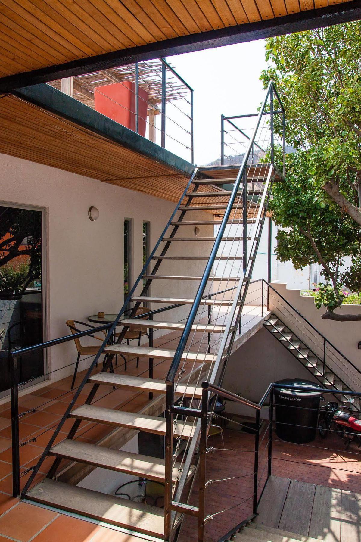 Ocean Lovers Hostel & Apartments タガンガ エクステリア 写真